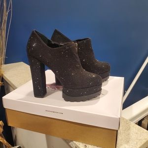 Super Cute Jessica Simphone Platform Booties